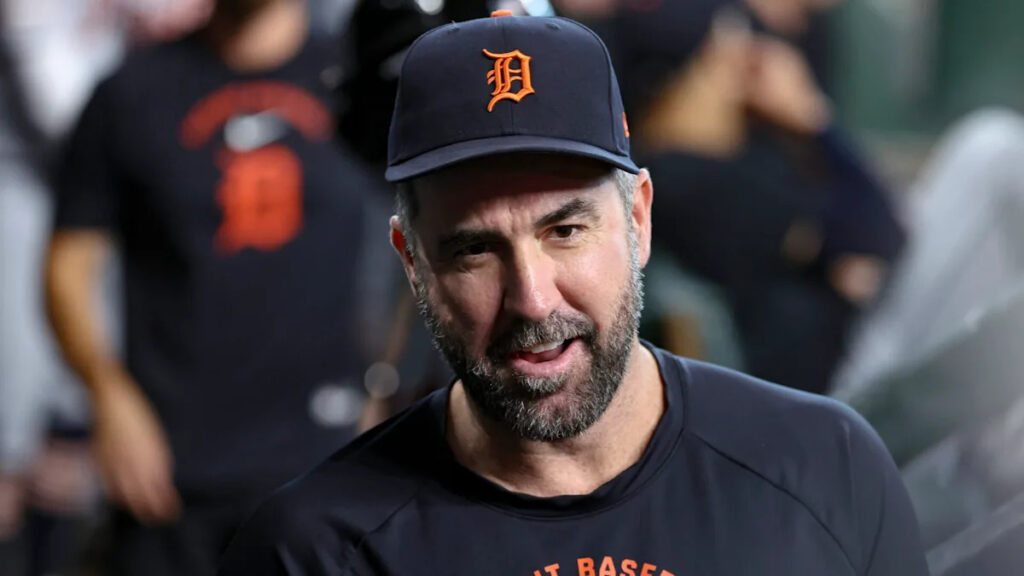 Justin Verlander to pitch for Tigers at Comerica Park on Sunday against White Sox Justin Verlander to pitch for Tigers at Comerica Park on Sunday against White Sox