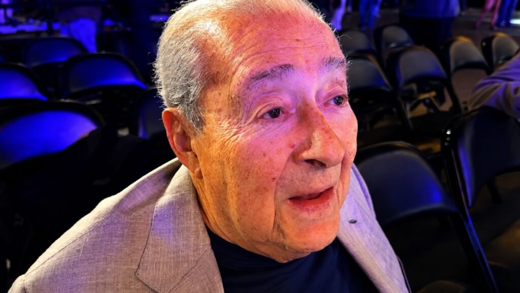 Bob Arum Says Floyd Mayweather ‘Ran Out Of Money’ After Believing He Was A Financial Genius