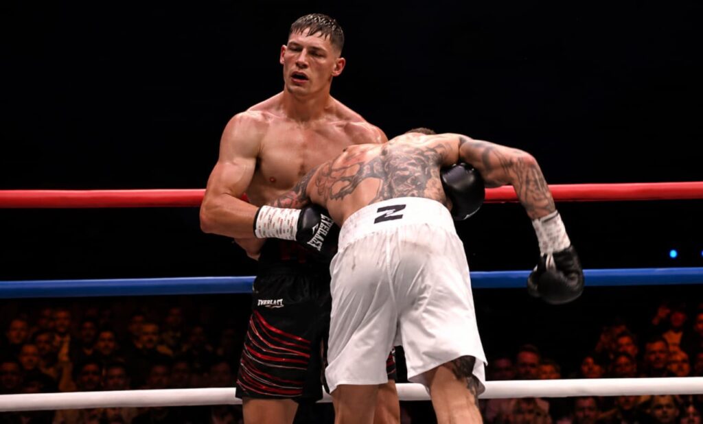 Chris Billam-Smith Stops Ryan Rozicki After Grueling Battle In Bournemouth Chris Billam-Smith Stops Ryan Rozicki After Grueling Battle In Bournemouth