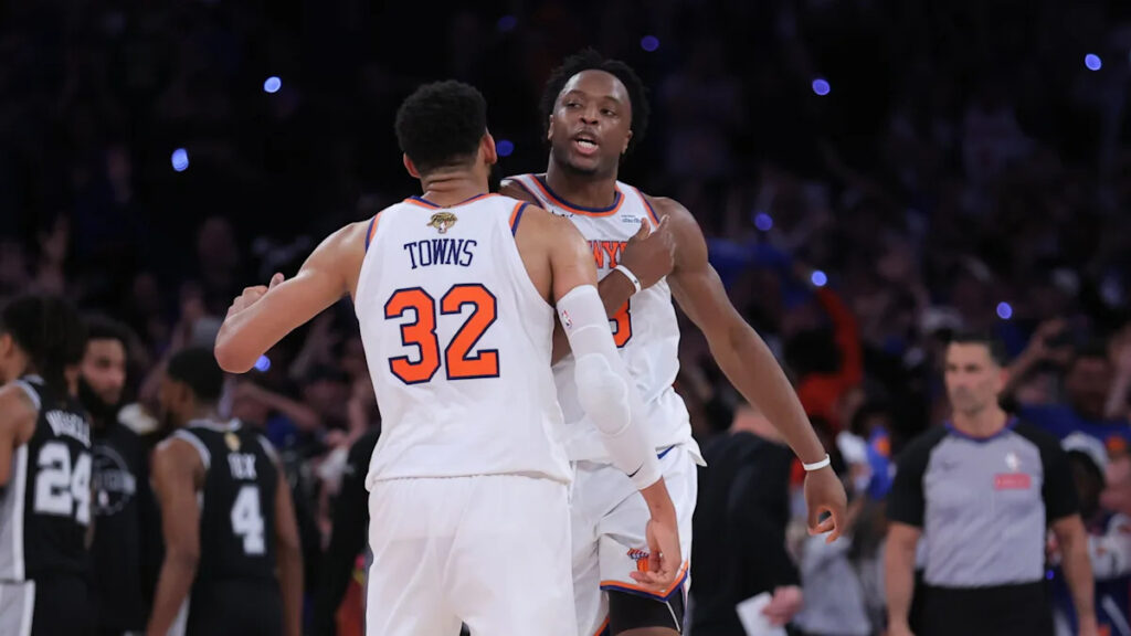 Where does Knicks 29-point comeback rank among biggest NBA playoff/finals comebacks of all-time? Where does Knicks 29-point comeback rank among biggest NBA playoff/finals comebacks of all-time?
