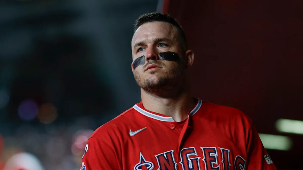 Angels star Mike Trout placed on 10-day injured list with right hamstring strain Angels star Mike Trout placed on 10-day injured list with right hamstring strain