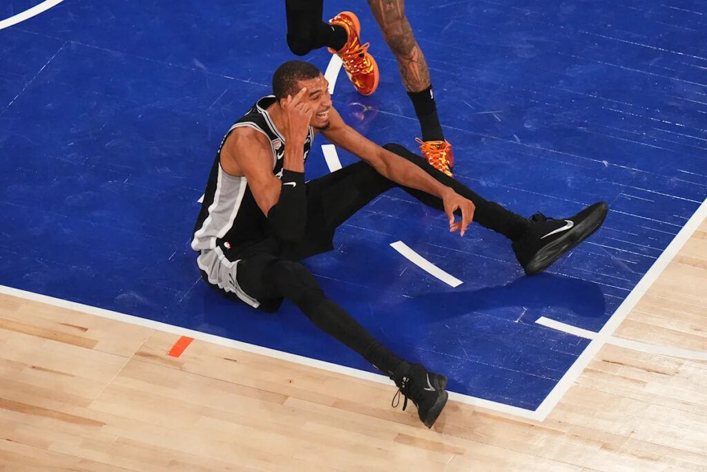NBA Finals: Mitchell Robinson called for flagrant after drilling Victor Wembanyama in the neck early in Game 4 NBA Finals: Mitchell Robinson called for flagrant after drilling Victor Wembanyama in the neck early in Game 4