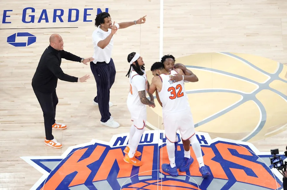 New York Knicks forward OG Anunoby (8) is greeted by New York Knicks center <a class="link " href="https://sports.yahoo.com/nba/players/5432/" data-i13n="sec:content-canvas;subsec:anchor_text;elm:context_link" data-ylk="slk:Karl-Anthony Towns;sec:content-canvas;subsec:anchor_text;elm:context_link;itc:0" data-yga="{"yLinkElement":"context_link","yModuleName":"content-canvas","yLinkText":"Karl-Anthony Towns","ySubModuleName":"anchor_text","yHasCommerce":false}">Karl-Anthony Towns</a> (32) after he tips in the ball with seconds left for the game winning shot during the fourth quarter. Jason Szenes for the New York Post