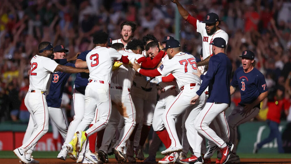 Red Sox rally past Yankees 5-4 in 10 innings to complete 4-game sweep after Gray loses no-hit bid