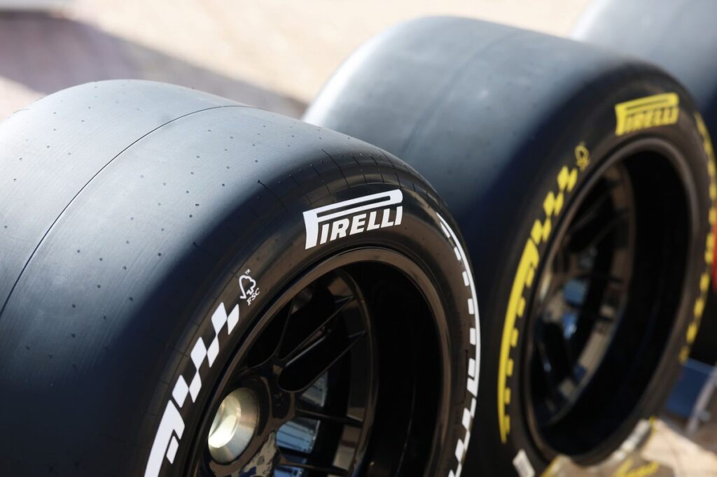 Pirelli extends F1 tyre supply deal until 2028 Pirelli extends F1 tyre supply deal until 2028