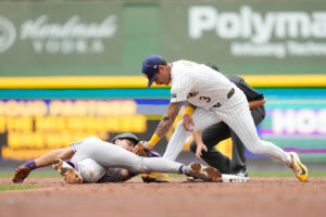 Rockies and Brewers traded blows, but Milwaukee deals Colorado an 8-5 loss with a big sixth inning