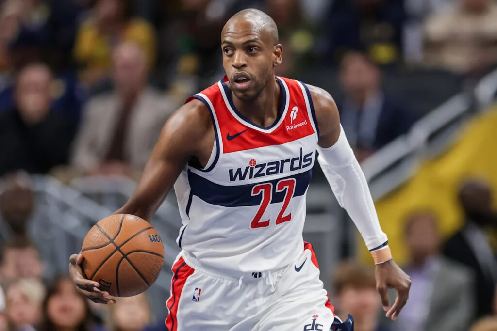 Khris Middleton reportedly rejoining Wizards from Mavericks via 6-team sign-and-trade deal Khris Middleton reportedly rejoining Wizards from Mavericks via 6-team sign-and-trade deal
