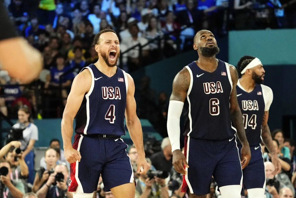 Great players want to play with Steph Curry. Could LeBron James be next?