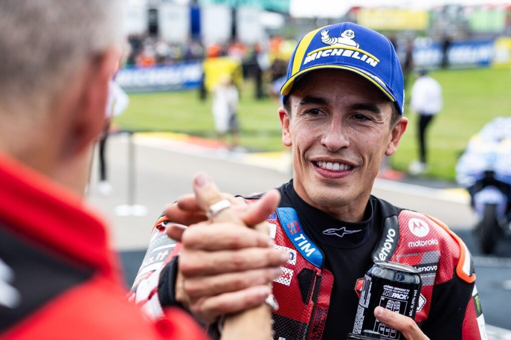 Marc Marquez takes clean sweep with dominant victory Marc Marquez takes clean sweep with dominant victory