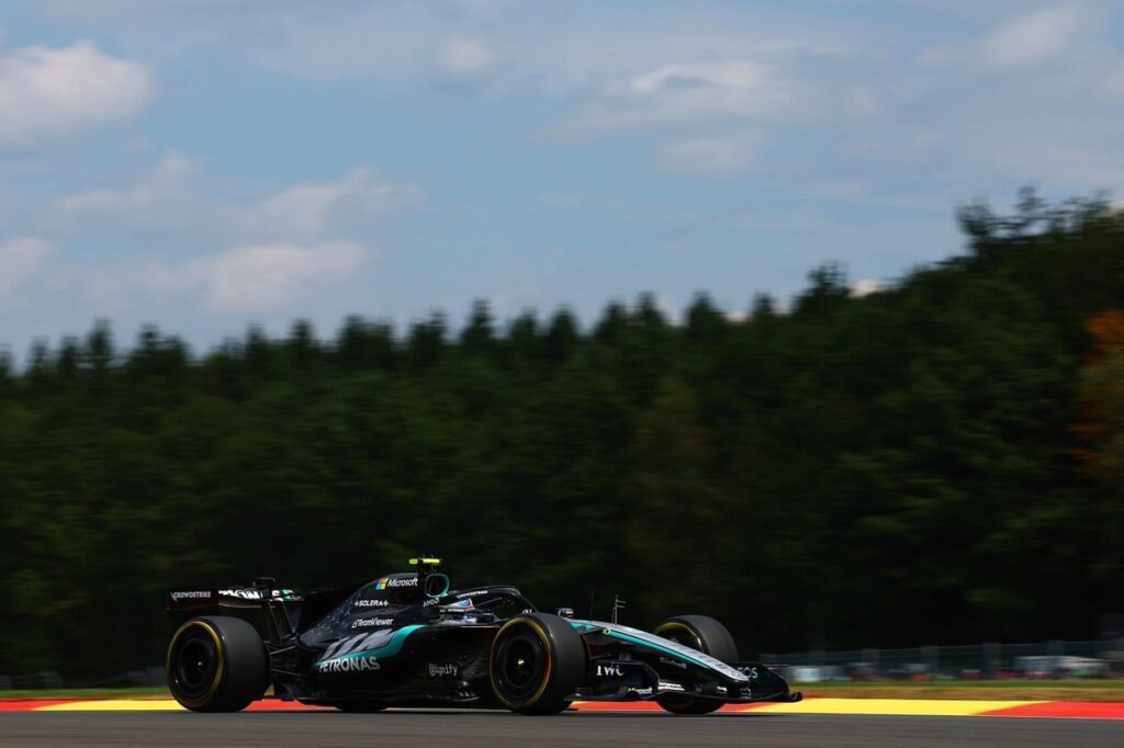 Antonelli fastest as Hamilton crashes at end of FP3 Antonelli fastest as Hamilton crashes at end of FP3