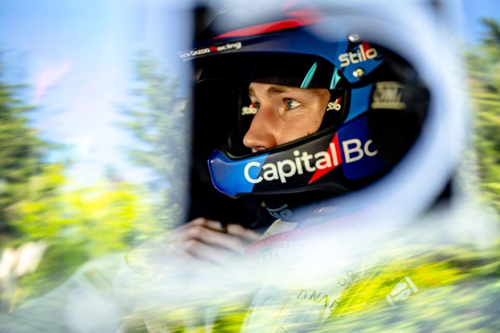 Pajari pulls clear as maiden WRC win looms Pajari pulls clear as maiden WRC win looms