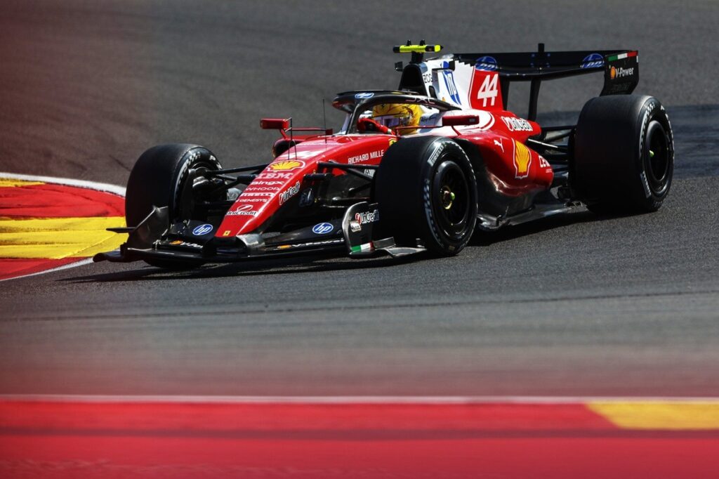 Hamilton keeps F1 Belgian GP fourth-place finish as mechanic escapes unhurt Hamilton keeps F1 Belgian GP fourth-place finish as mechanic escapes unhurt