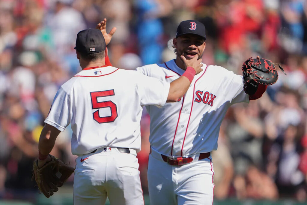 Red Sox complete 4-game sweep of 1st-place Rays for 13th straight win, now 40-31 under interim manager Chad Tracy Red Sox complete 4-game sweep of 1st-place Rays for 13th straight win, now 40-31 under interim manager Chad Tracy