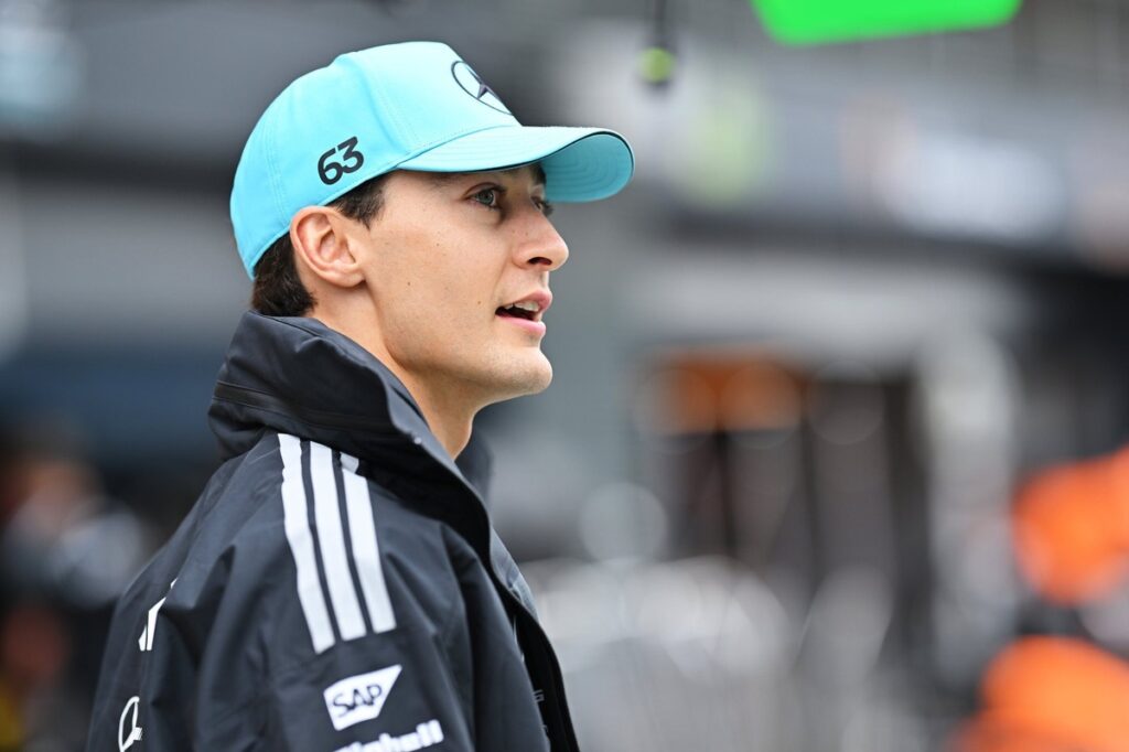 Mercedes identifies Russell’s F1 power unit software issue Mercedes identifies Russell’s F1 power unit software issue