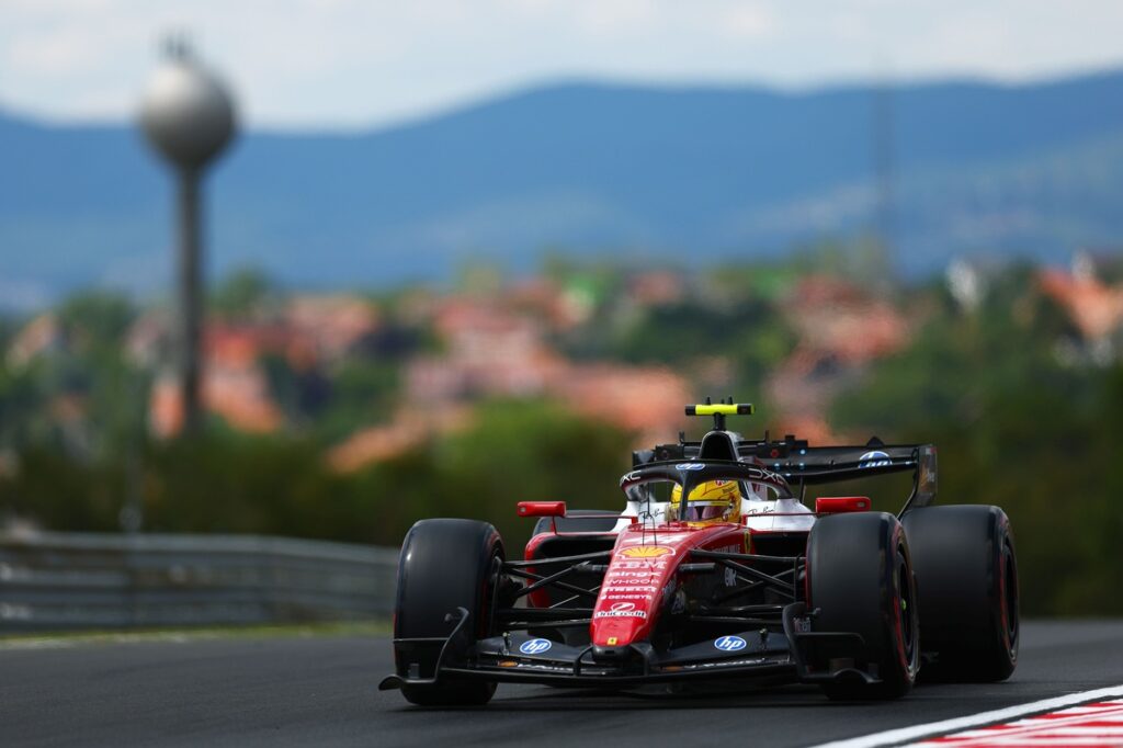 Hamilton leads Ferrari 1-2 in FP2, Colapinto crashes for Alpine Hamilton leads Ferrari 1-2 in FP2, Colapinto crashes for Alpine