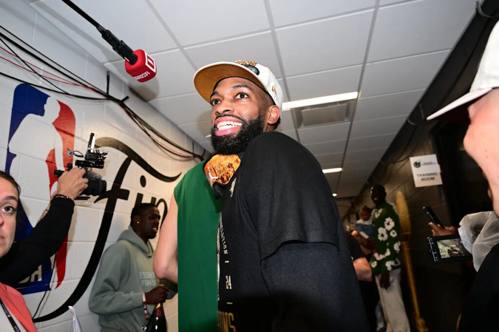 Amile Jefferson Update! – Yahoo Sports Amile Jefferson Update! – Yahoo Sports