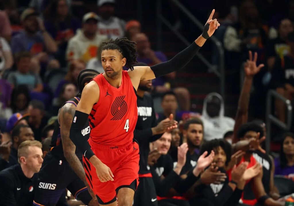 Lakers add Matisse Thybulle to fill weak spot, but create roster crunch