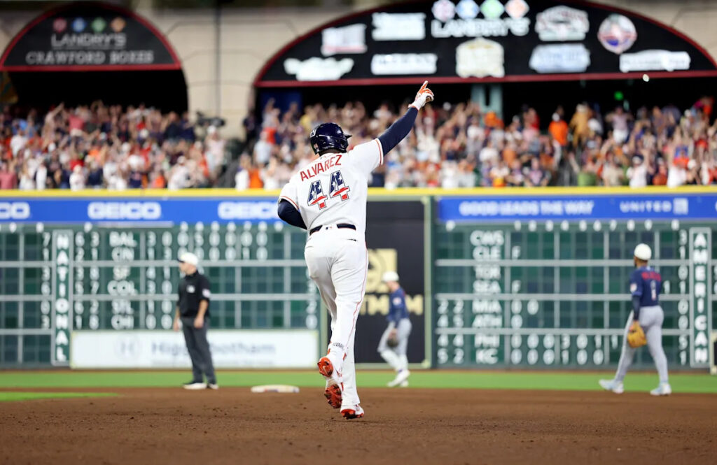 Yordan Alvarez blasts walk-off homer on July 4 for second time in career as Astros snap Rays’ 9-game win streak Yordan Alvarez blasts walk-off homer on July 4 for second time in career as Astros snap Rays’ 9-game win streak
