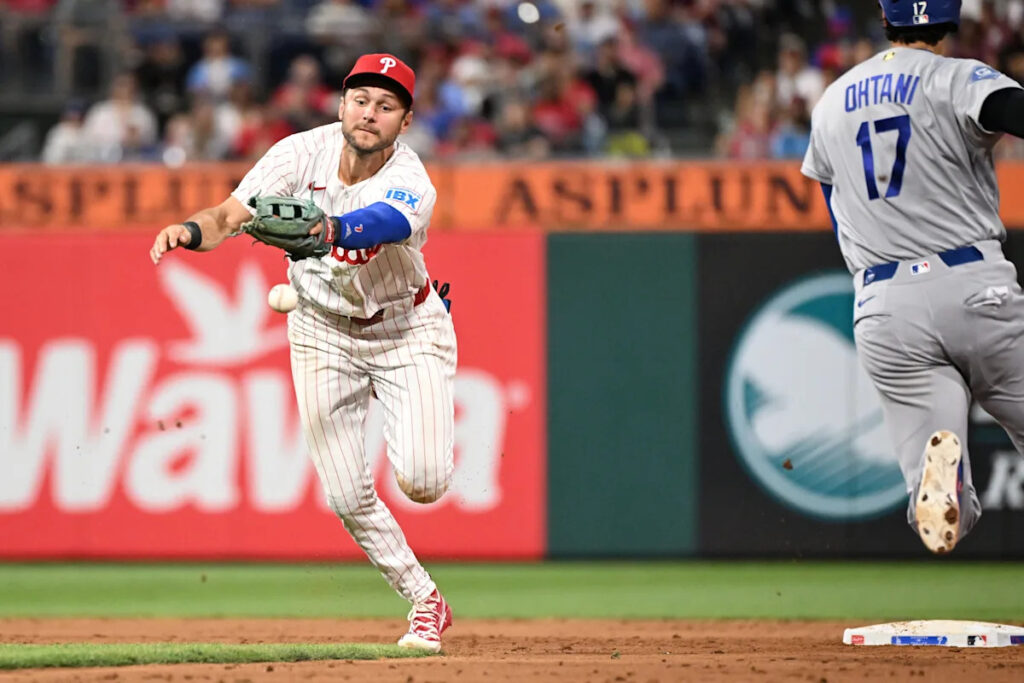 When glove failed, Trea Turner had milestone night at plate vs. Dodgers