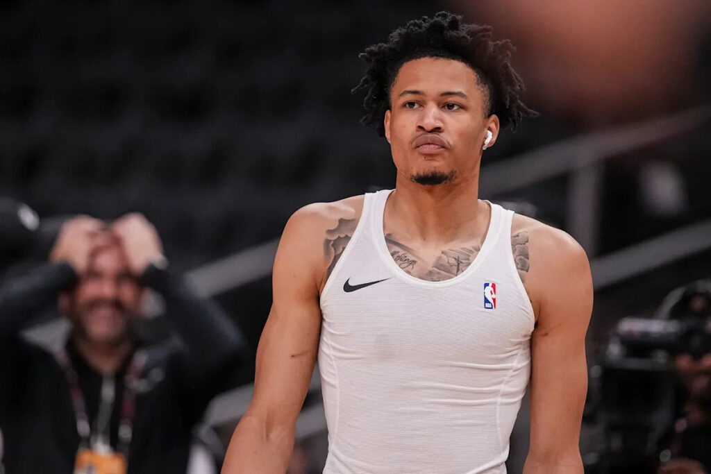 Jazz guard Trey Alexander leaves Summer League game on stretcher in pain after contact to his torso Jazz guard Trey Alexander leaves Summer League game on stretcher in pain after contact to his torso