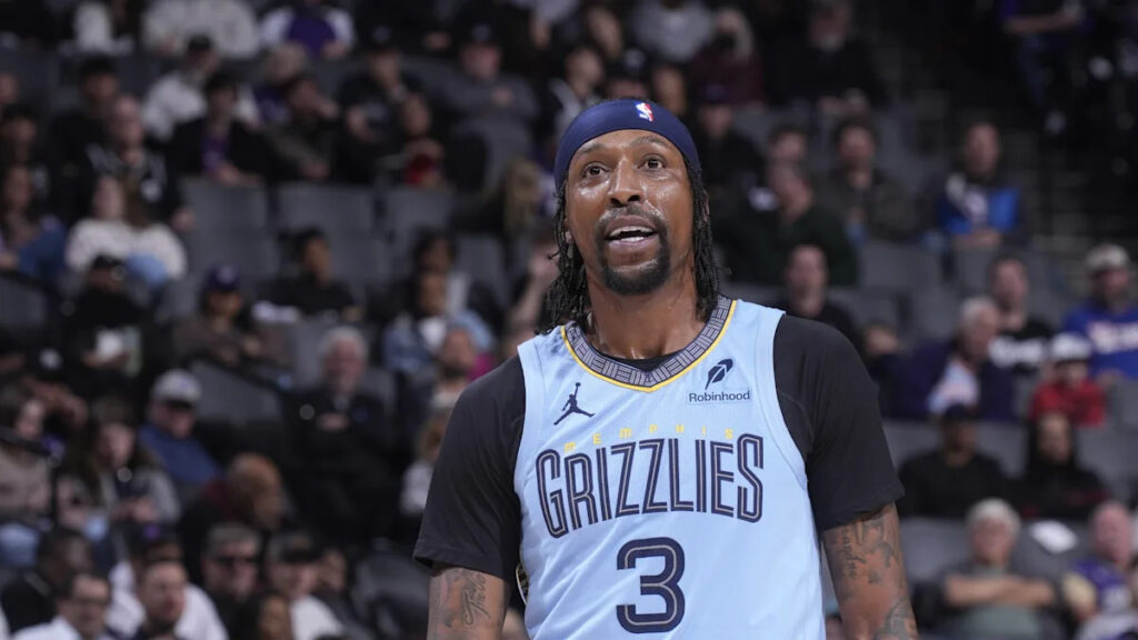 Kentavious Caldwell-Pope negotiating buy out from Grizzlies, to sign with 76ers Kentavious Caldwell-Pope negotiating buy out from Grizzlies, to sign with 76ers