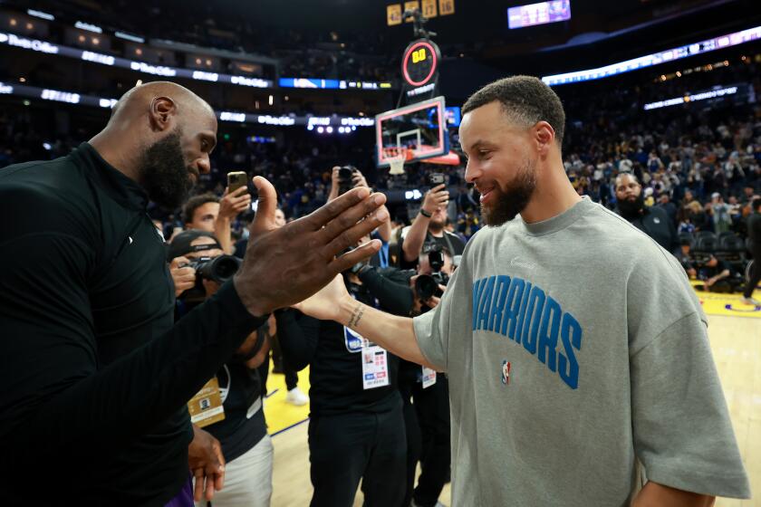 Swanson: LeBron James is taking his time team-hunting, but why are the Warriors an option? Swanson: LeBron James is taking his time team-hunting, but why are the Warriors an option?