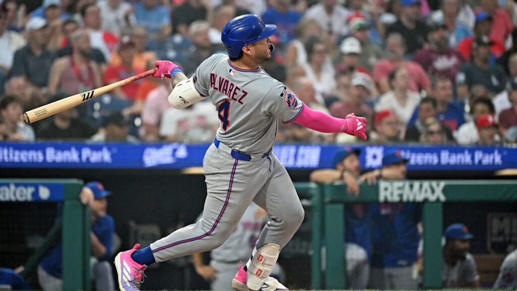 Francisco Alvarez homers twice as Mets beat Phillies 4-1 under smoky sky