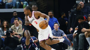 Kawhi Leonard trade to Toronto on hold until Aspiration investigation concludes