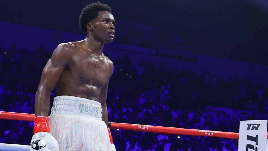 Abdullah Mason Climbs In Ring Magazine Rankings After Albert Bell Victory