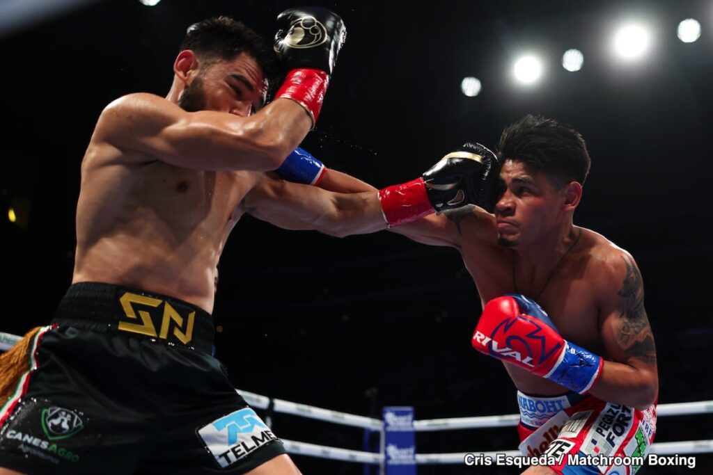 Emanuel Navarrete, O’Shaquie Foster in Advanced Talks for Fall Unification Fight