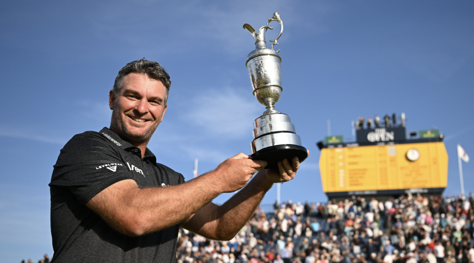 Fox catches the Claret Jug with final hole birdie Fox catches the Claret Jug with final hole birdie