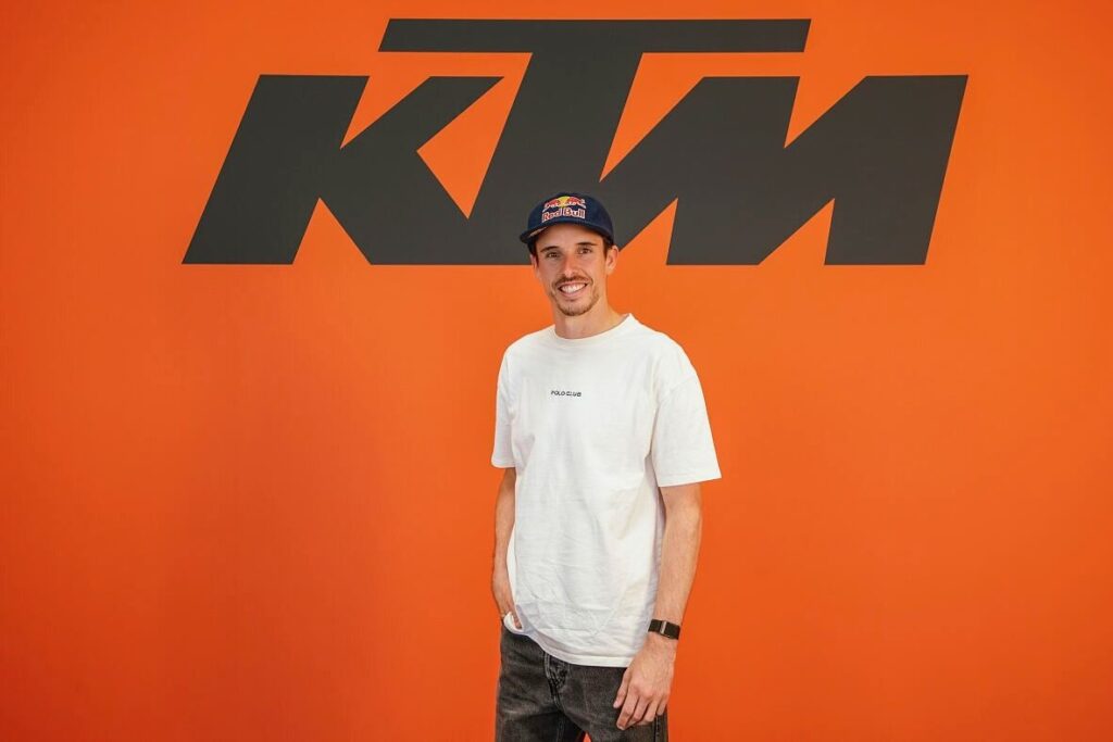 KTM signs Alex Marquez for the 2027 MotoGP season KTM signs Alex Marquez for the 2027 MotoGP season