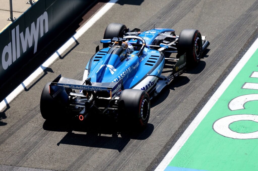 Williams plans “almost entirely new car” by Azerbaijan GP Williams plans “almost entirely new car” by Azerbaijan GP