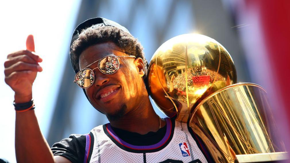 Lowry retires after returning to Raptors for one day Lowry retires after returning to Raptors for one day