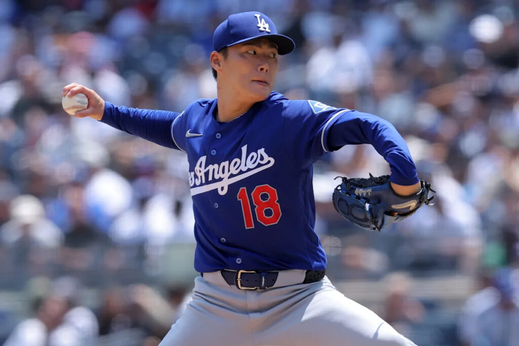 Yoshinobu Yamamoto throws complete game to lead Dodgers past Yankees in first game of doubleheader Yoshinobu Yamamoto throws complete game to lead Dodgers past Yankees in first game of doubleheader