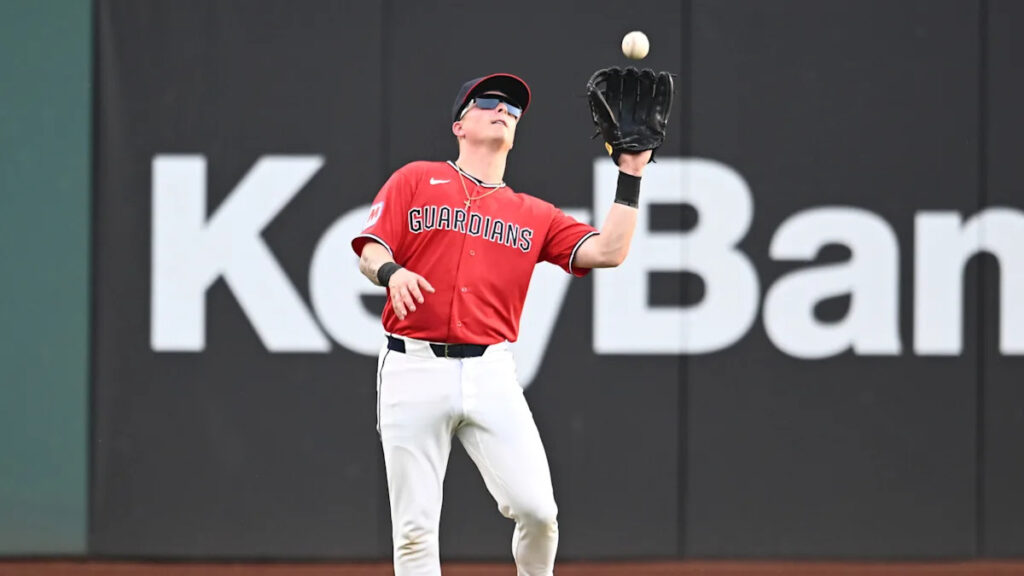 Guardians rookie Cooper Ingle loses track of outs, tosses ball into the stands to give Rangers lead
