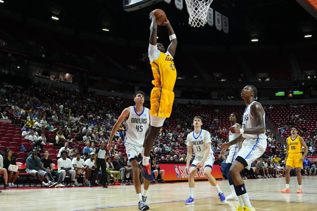 Arthur Kaluma dominates in Lakers win over Mavericks Arthur Kaluma dominates in Lakers win over Mavericks