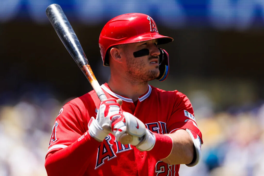 Mike Trout returns from IL to Angels lineup, back on track to play in first All-Star Game since 2019 Mike Trout returns from IL to Angels lineup, back on track to play in first All-Star Game since 2019