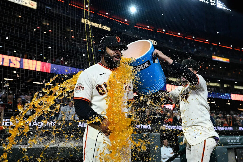 ‘We were in awe’: Giants’ Heliot Ramos has career night vs. Blue Jays ‘We were in awe’: Giants’ Heliot Ramos has career night vs. Blue Jays