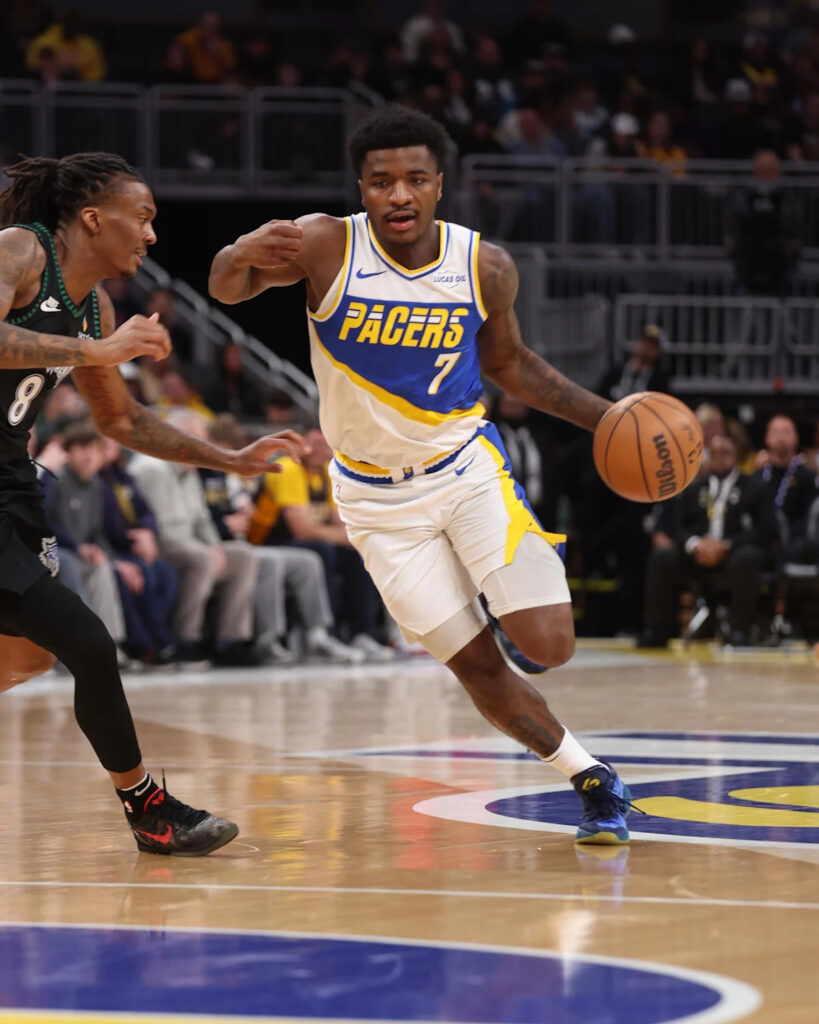 REPORT: Milwaukee Is Signing Kam Jones To A Two-Way Contract REPORT: Milwaukee Is Signing Kam Jones To A Two-Way Contract