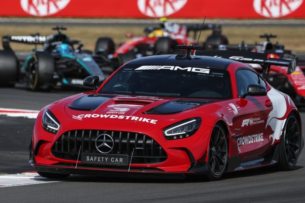 FIA explains safety car finish at F1 British GP FIA explains safety car finish at F1 British GP