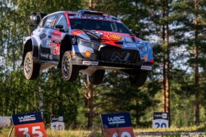 Fourmaux leads Hyundai 1-2 after opening stage Fourmaux leads Hyundai 1-2 after opening stage