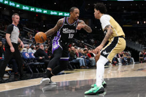 Report: Wizards have held conversations with DeMar DeRozan