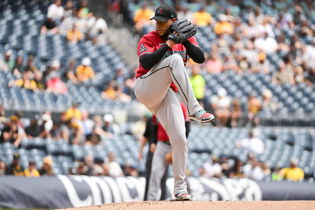 Dominant Pitching Leads the way on series win as D-Backs top Pirates 3-0 Dominant Pitching Leads the way on series win as D-Backs top Pirates 3-0