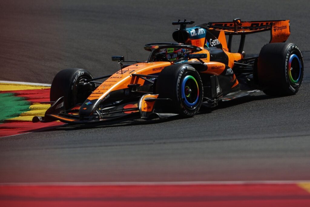 McLaren to finally trial ‘Macarena-style’ rear wing in Hungarian GP practice McLaren to finally trial ‘Macarena-style’ rear wing in Hungarian GP practice