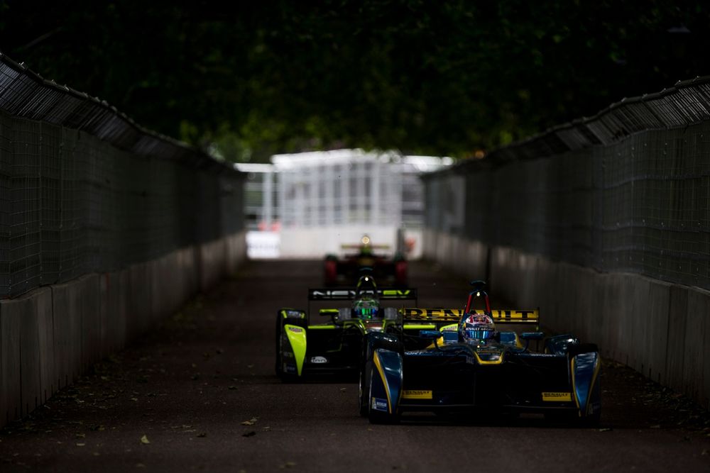 Just one point was missing for Buemi to prevail against Piquet Jr