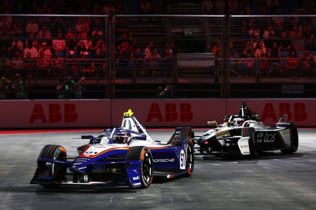 Did Formula E’s London finale go too far with team orders and personal vendettas? Did Formula E’s London finale go too far with team orders and personal vendettas?