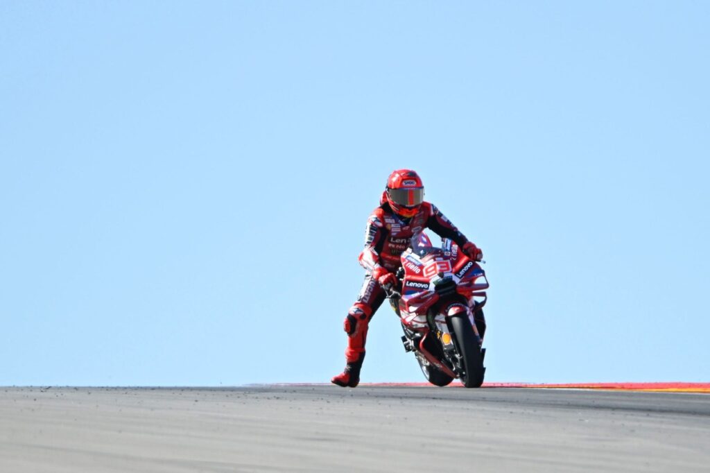 Marquez dominates for sprint win Marquez dominates for sprint win