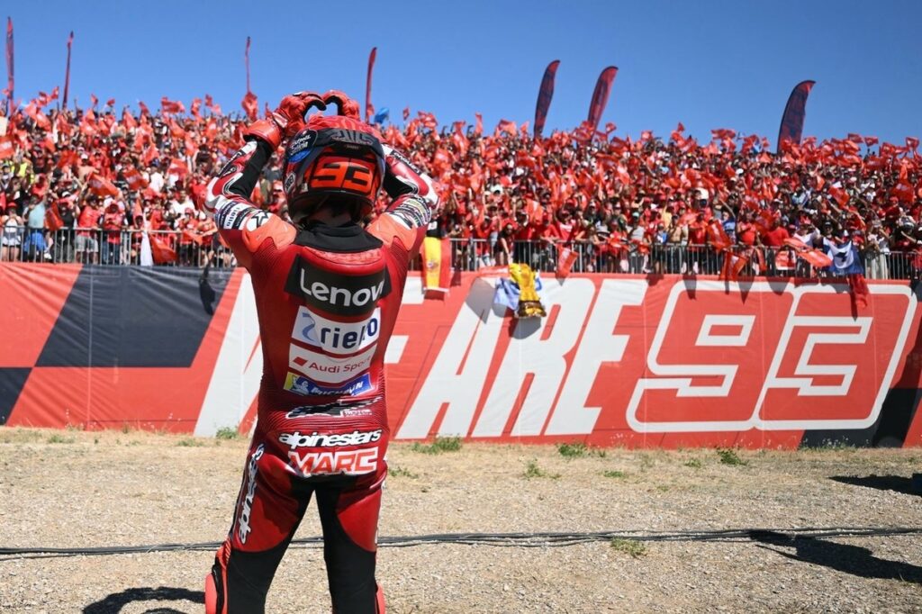 Marquez beats Acosta and Bezzecchi for crucial win Marquez beats Acosta and Bezzecchi for crucial win