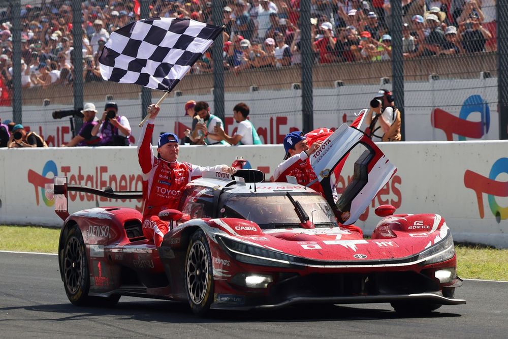 #7 Toyota Gazoo Racing Toyota TR010: Mike Conway, Kamui Kobayashi, Nyck De Vries